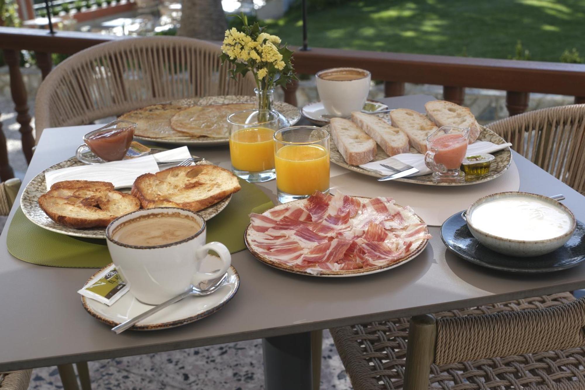 Hotel El Rosal De Cudillero Eksteriør billede